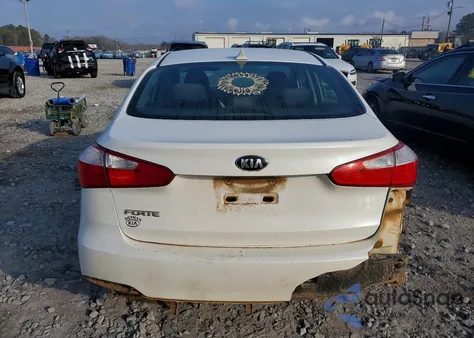 2015 Kia Forte Lx z USA, uszkodzony, nr VIN KNAFX4A67F5328475